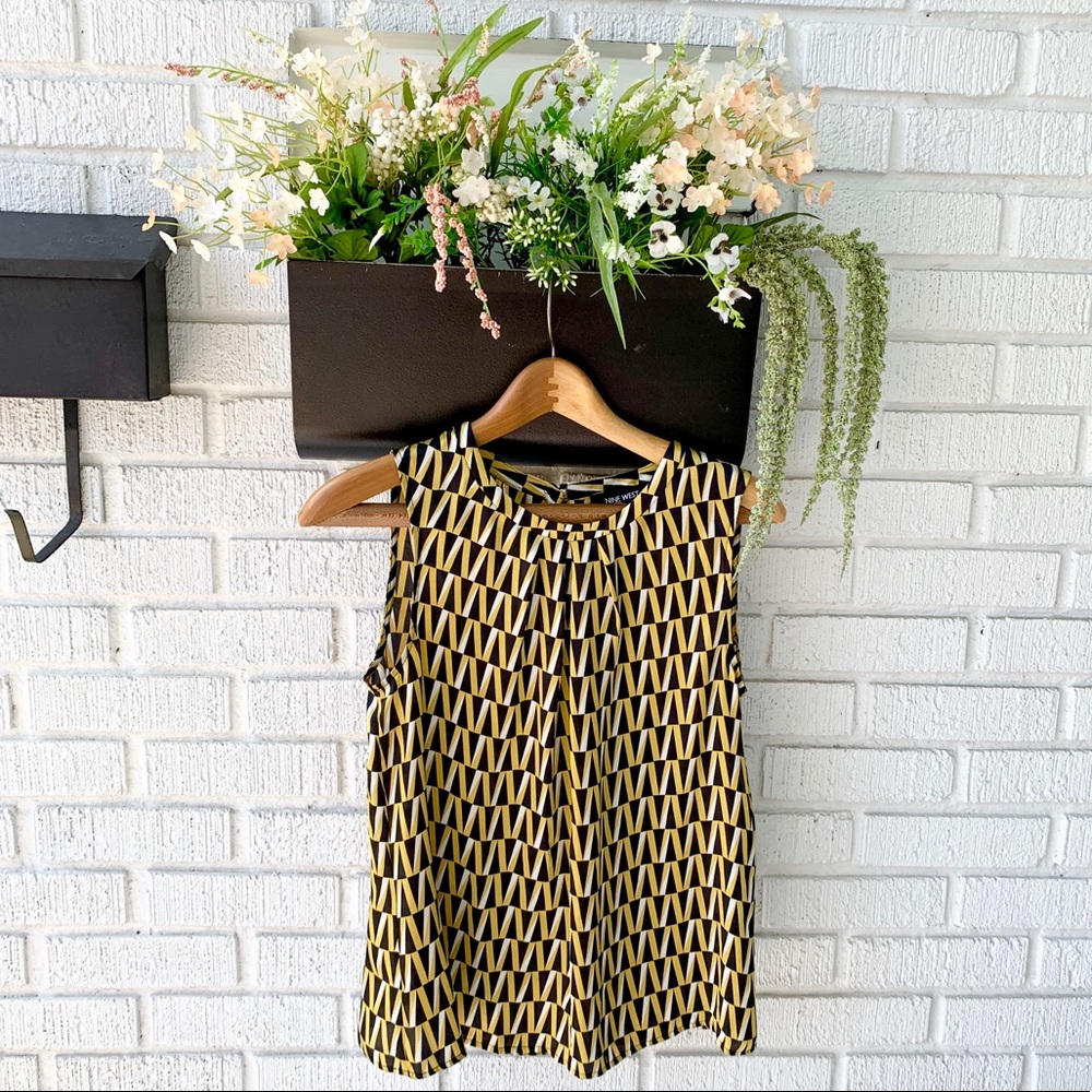 NWT Nine West Black And Yellow Tank Top Size Small